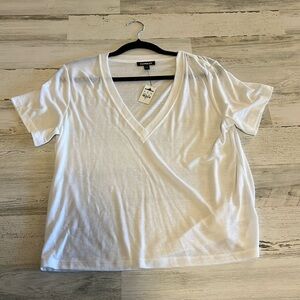 Express V Neck Size Medium NWT